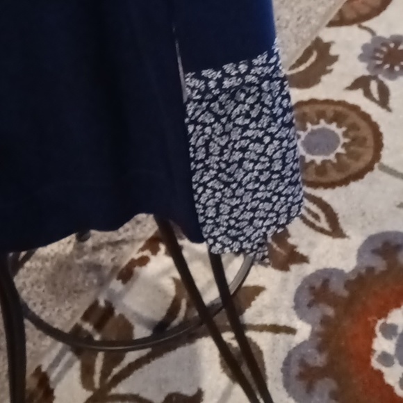 NWT LOFT 100% cotton rounded neckline navy pullover w poly tie-up flora cuffs Sm - Picture 5 of 8